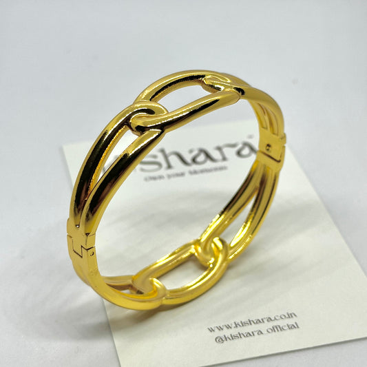 GILDED INTERLOCK BRACELET