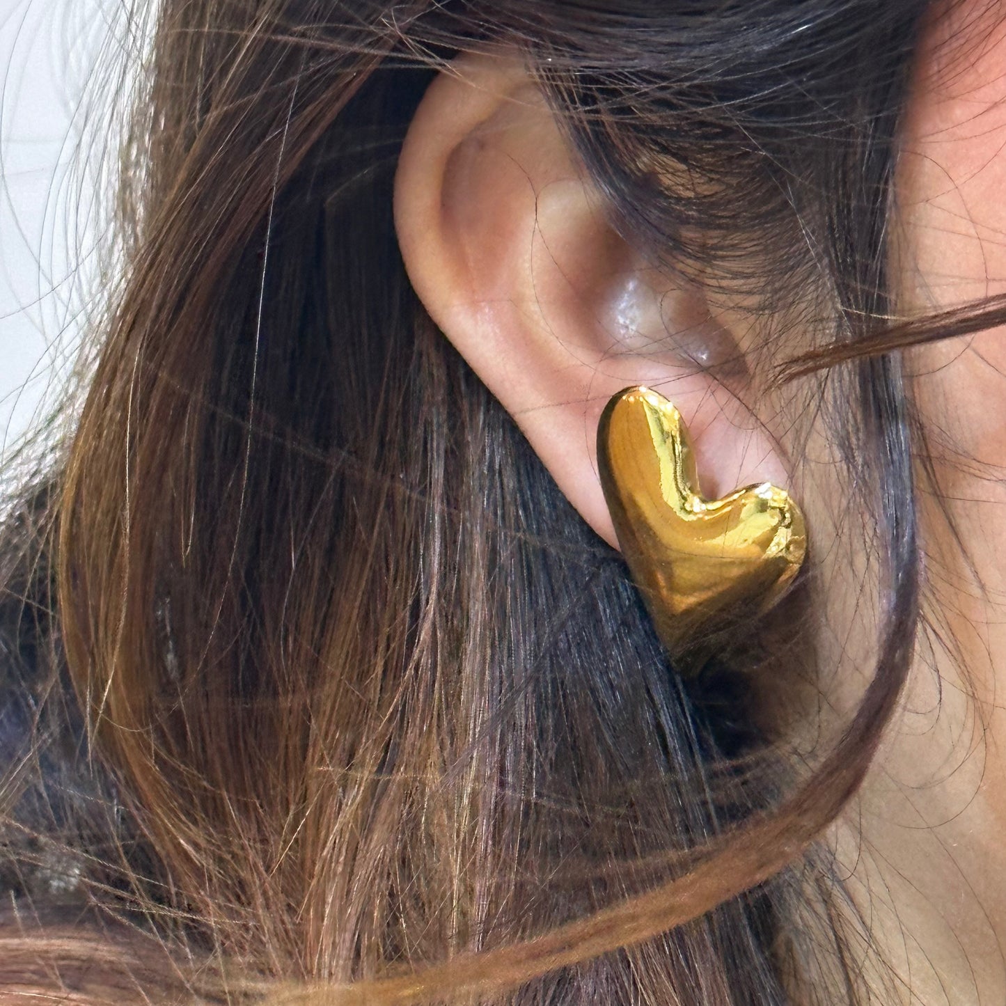 GOLDEN PUFF HEART STUDS
