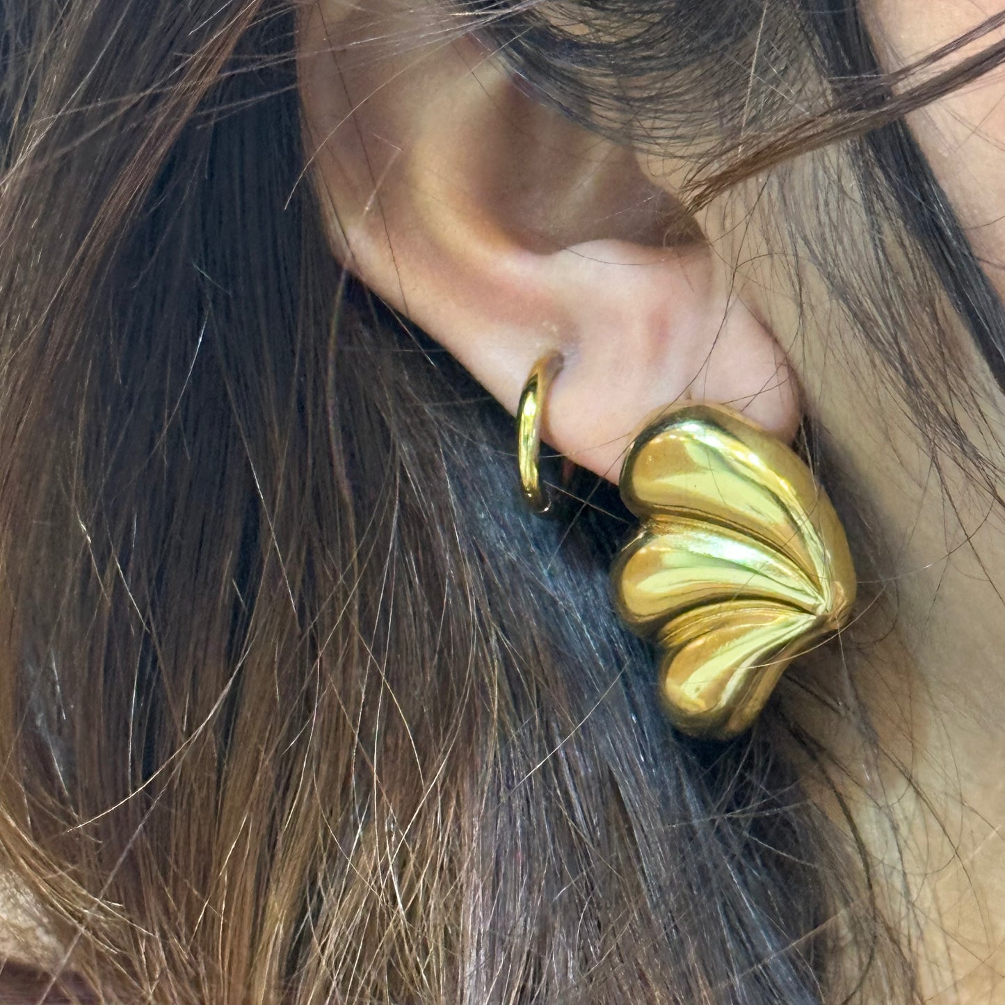 PETAL HEART STUDS