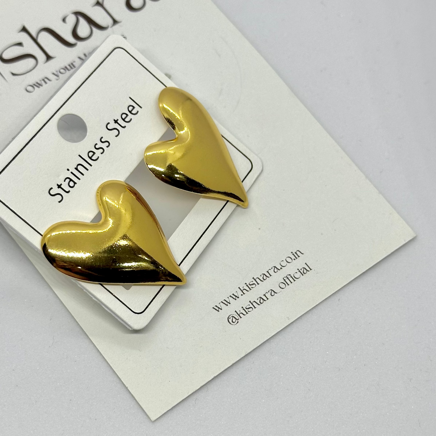 GOLDEN PUFF HEART STUDS