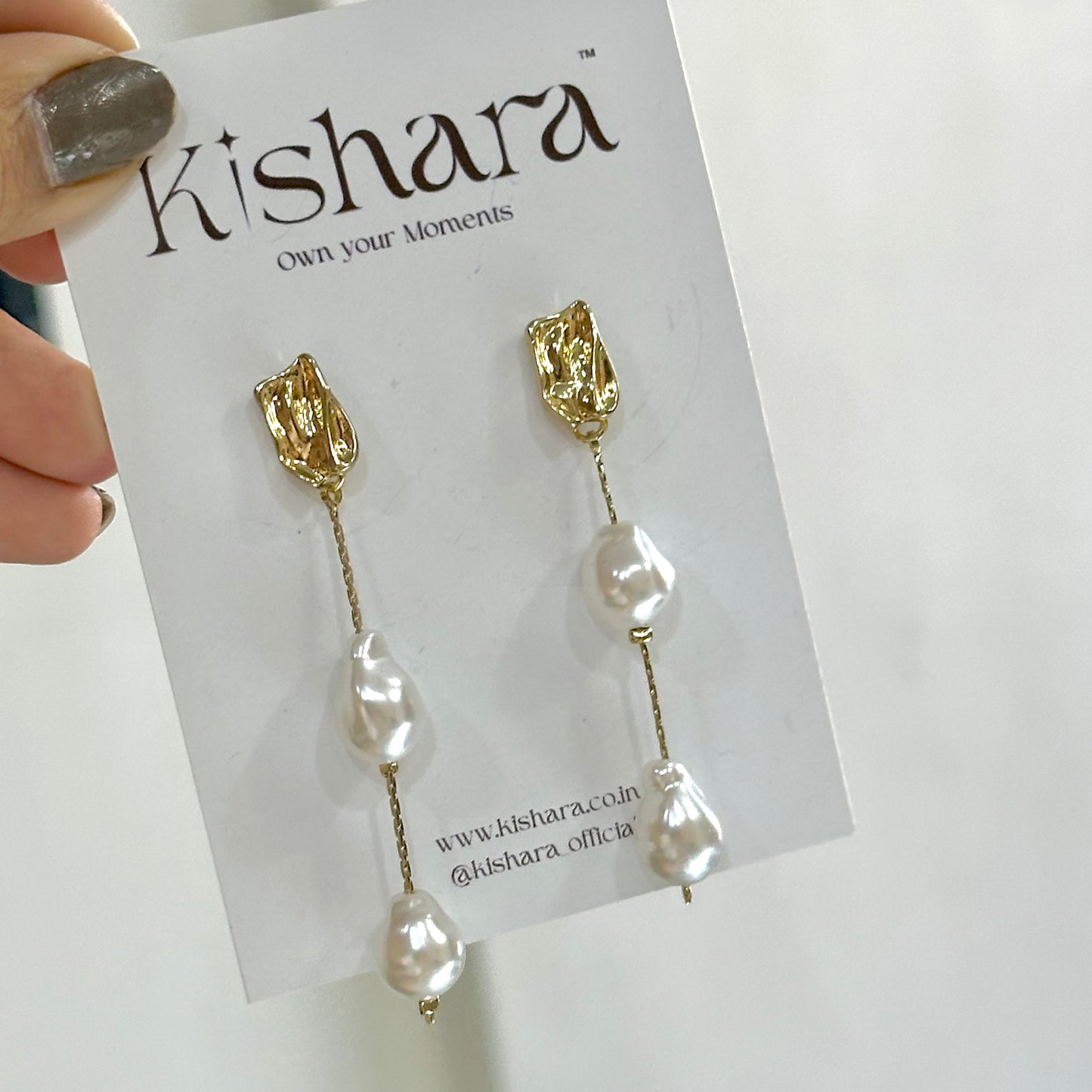 LINEAR PEARL DROPS