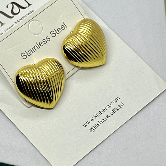HEART THROBE STUDS