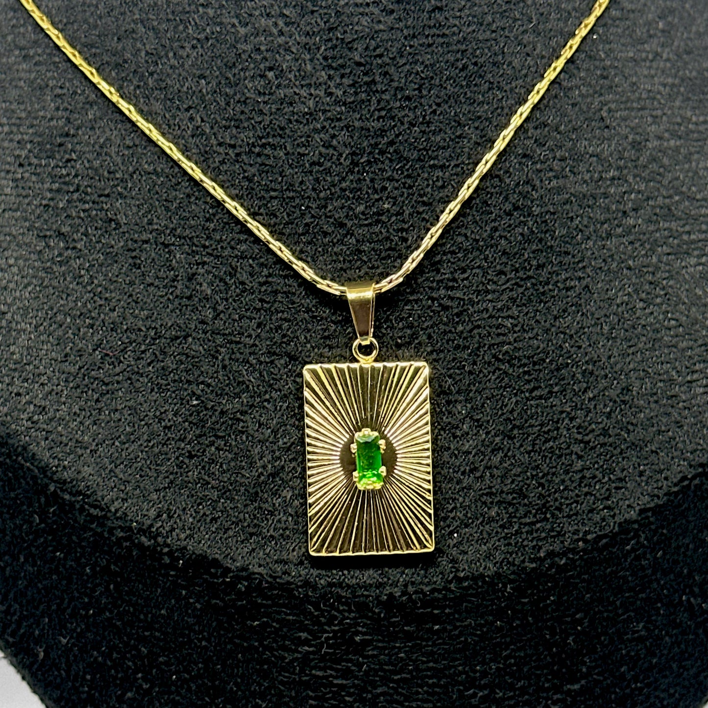 EMERALD TAB NECKLACE