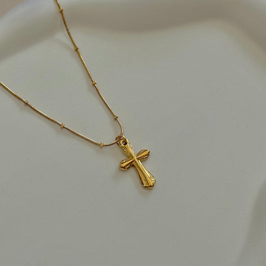 CROSS NECKLACE | 18K GOLD PLATED
