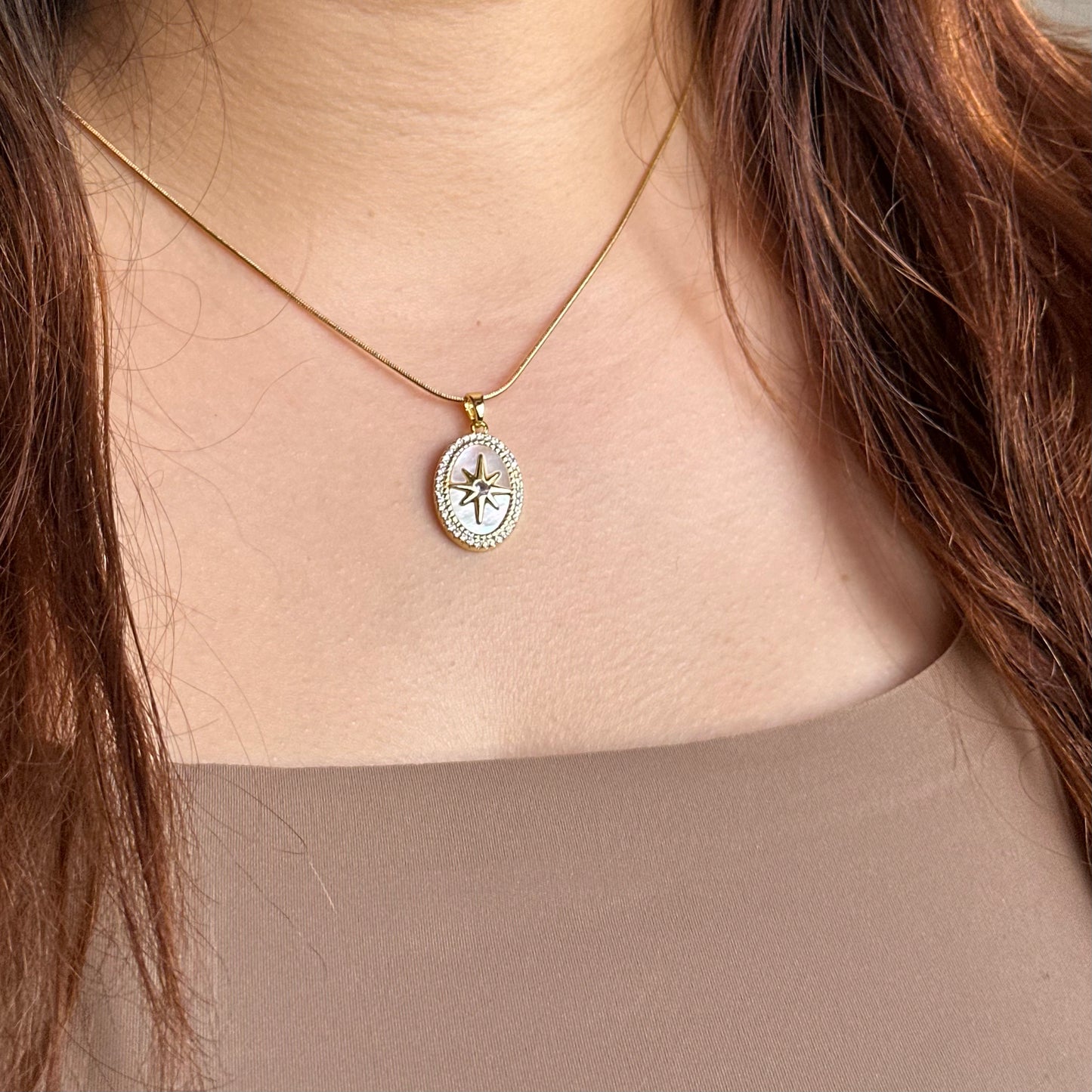 LUSTROUS STARRY NECKLACE